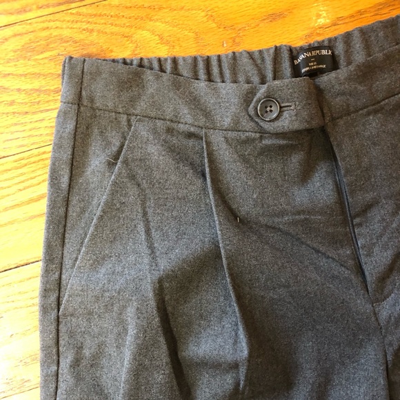 Banana Republic wide leg trouser in charcoal grey - Picture 2 of 5